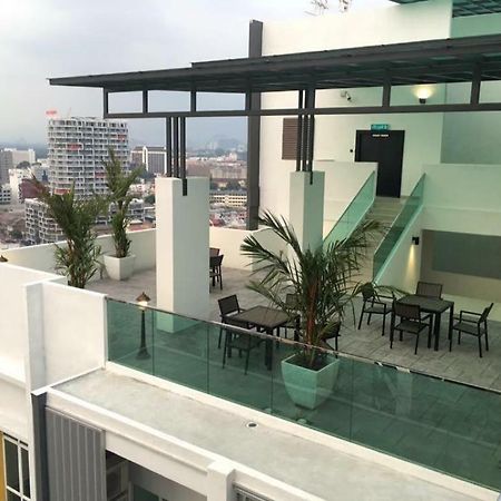 The Majestic Condo Ipoh Exteriör bild
